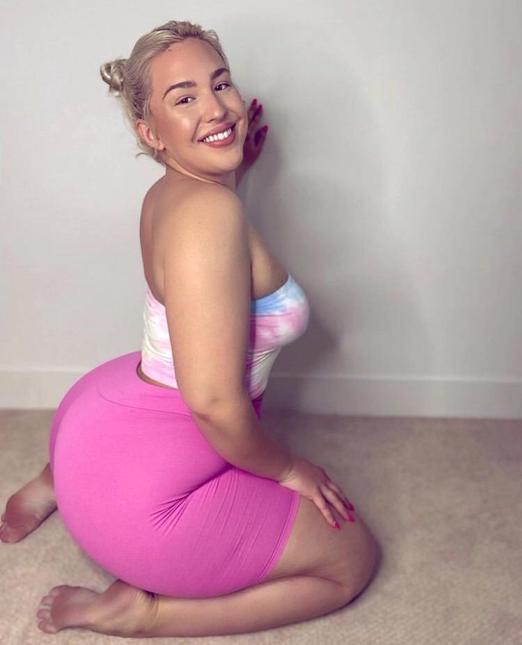 Am down to fuck you goodπ¦π
ππ Am down to fuck you goodπ¦π
ππ