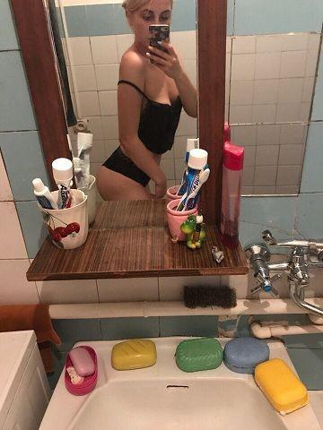 HOT AND SEXY ESCORT READILY AVAILABLE FOR SERVICE HOT AND SEXY ESCORT READILY AVAILABLE FOR SERVICE