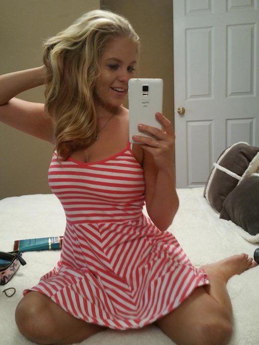 Hookup and raw sex Hookup and raw sex