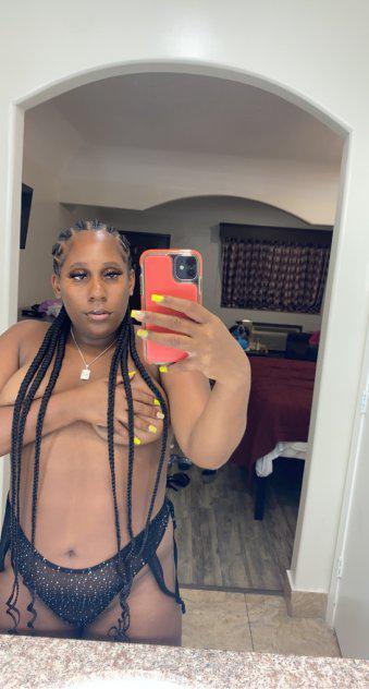 Hi Monii Back 💕 Hi Monii Back 💕