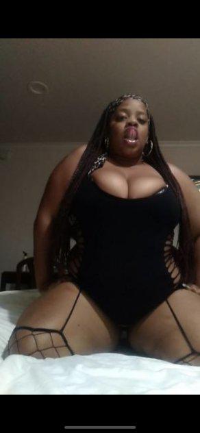 YOUR FAVORITE BBW EBONY GODDESS YOUR FAVORITE BBW EBONY GODDESS