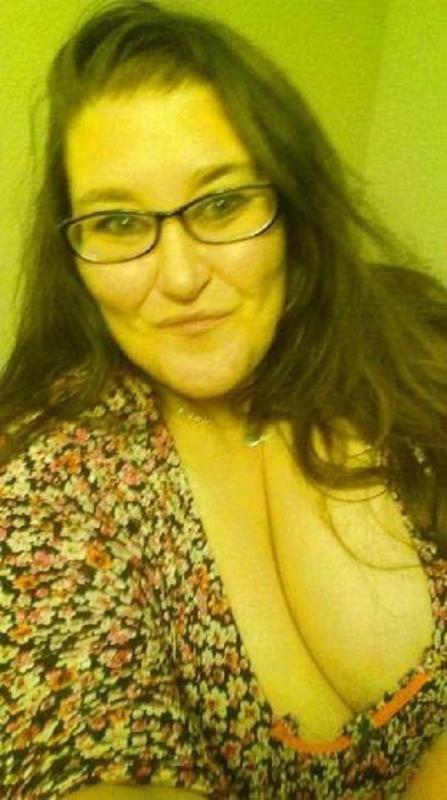 **Wanna Cum Over Now!~~50 Y/O BBW M0M Enjoy!…….Ready for 0ral H00K Up** - 50