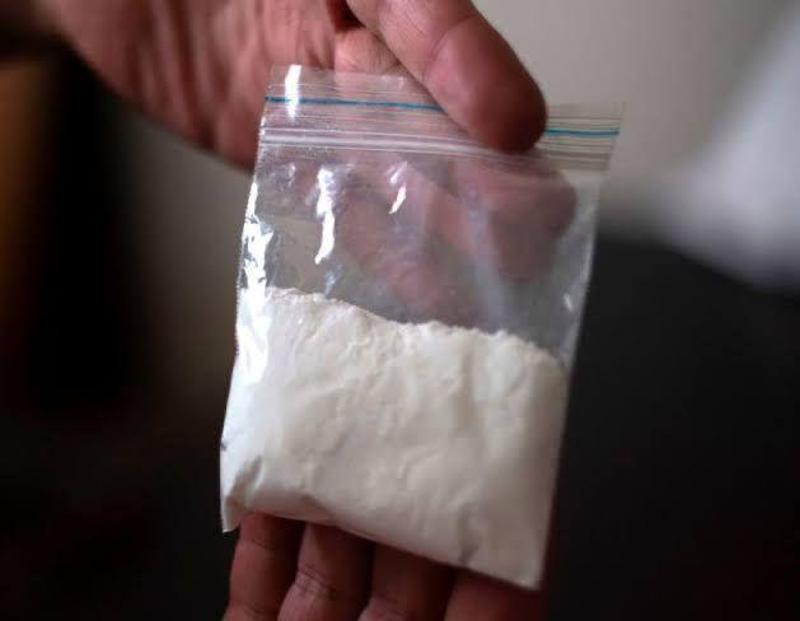 I am a discreet drug dealer, hit me up for all kinds of high. 8155241079