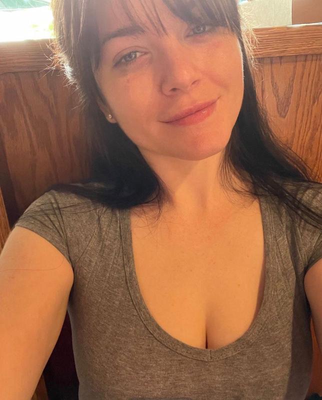 ♡︎𝑆𝑝𝑒𝑐𝑖𝑎𝑙𝑠 𝐴𝑙𝑙 𝑁𝑖𝑔ℎ𝑡♡︎ 𝐴𝑣𝑎𝑖𝑙𝑎𝑏𝑙𝑒 𝐴𝑙𝑙𝐷𝑎𝑦 💦