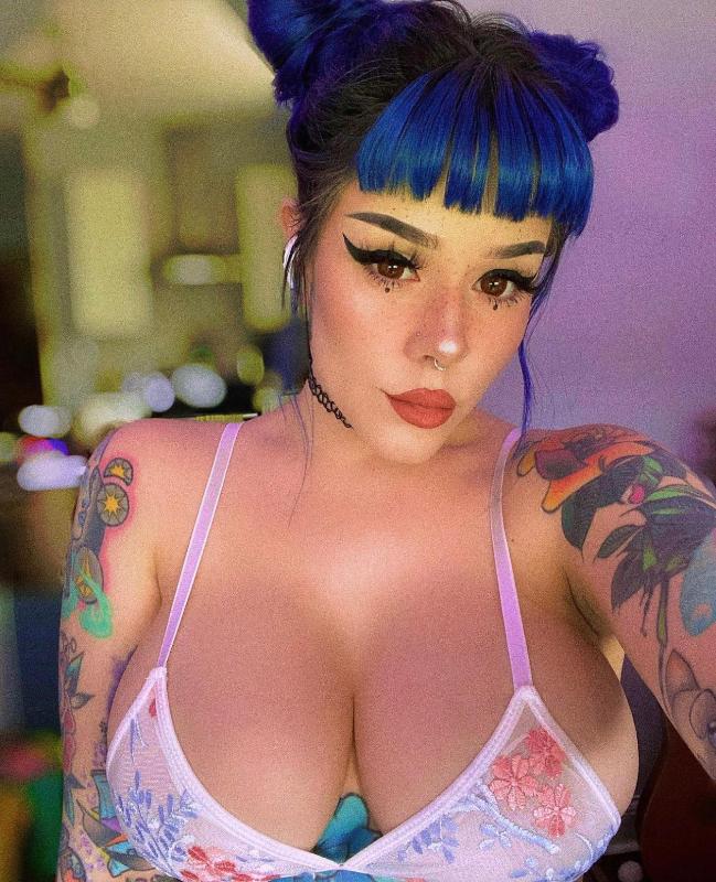 Naughty Fun💋My Place Or Yours💋 text my Snapchat @Briggs8095 or