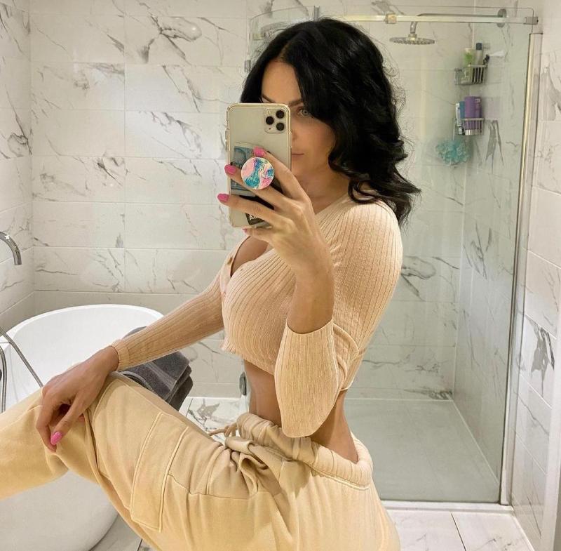 I’m Creamy Cheryl,Looking to get freaky🌟On hookup🥵 with Cheryl.SLIDE IN✨