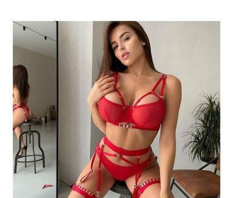 Miky is a busty independent Escort. Best OWO and GFE