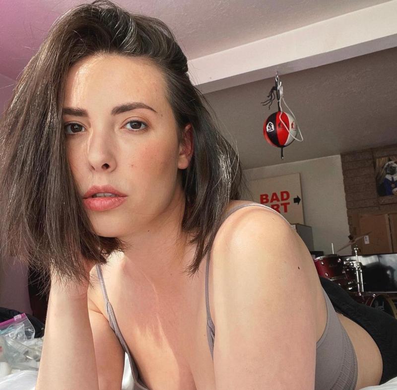 Am Available for fun 🤩 👅🍆🍑💦