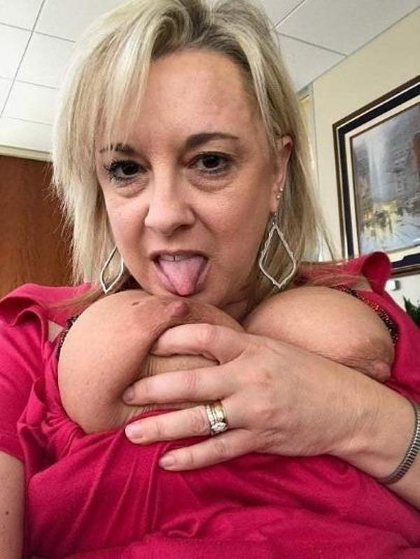 💚⎛⎛⎛💚52 Years Older💋💋Seeking 💜Soft Pussy Fun💚⎛⎛⎛💚