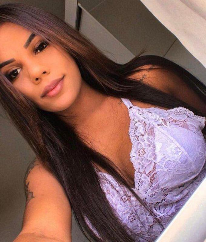 Add me on snap @Elizah2036