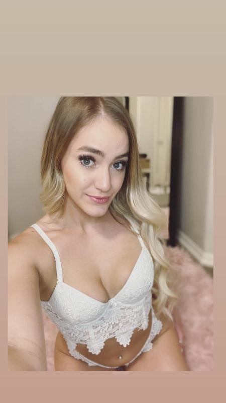 I’m ready and down to fuck with different styles promise you gonna enjoy my serv