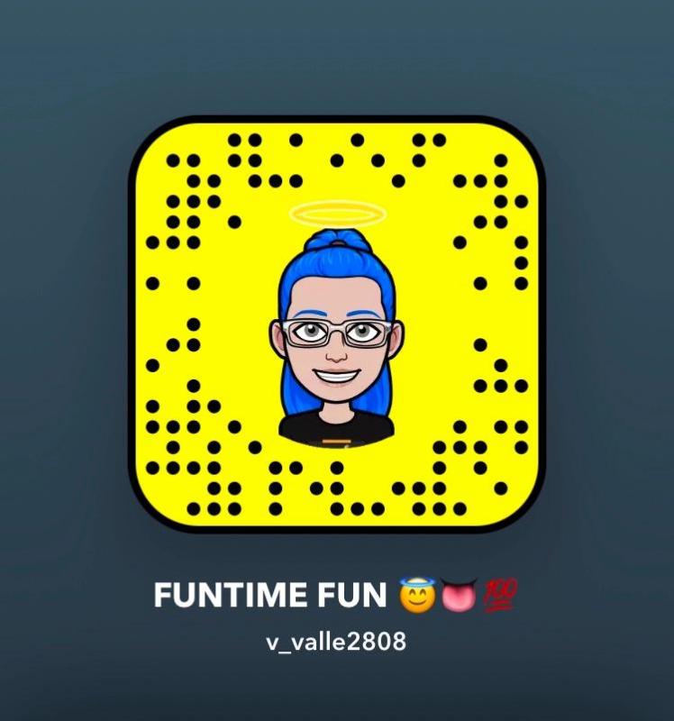 FUNTIME AND CHILL ⁉️ HMU ON SNAPCHAT @ V_VALLE2808 💯