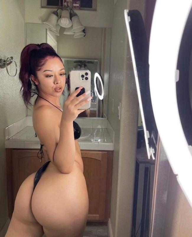 Best Hooker in Town, Available for all kinda naughty fun