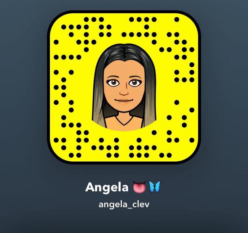 Down to fuck ? Snap 👻 Angela_clev