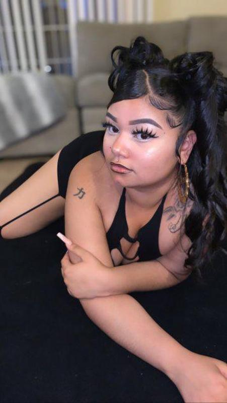 Sweet and discrete Blasian Beauty