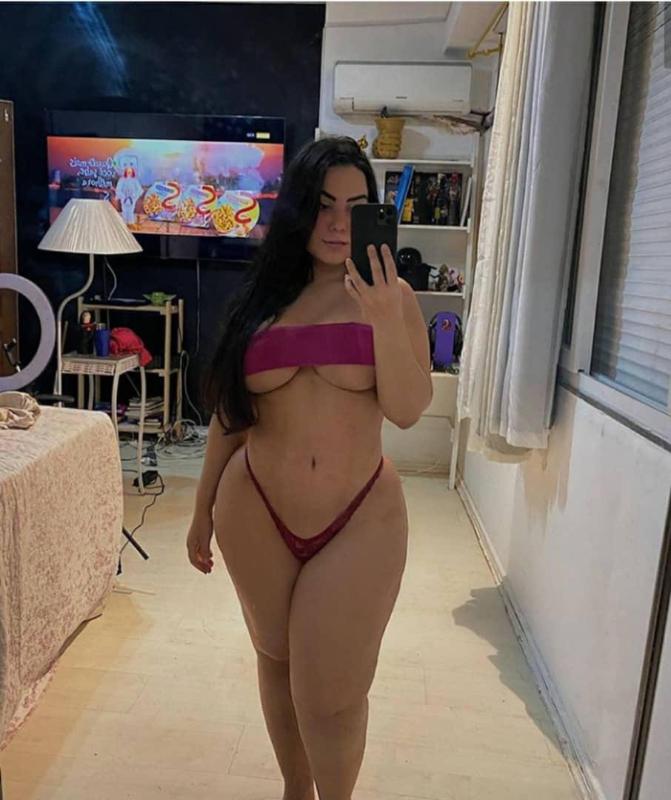 I offer sex Snapchat @ andreakara21