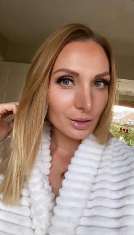 Hook up escort