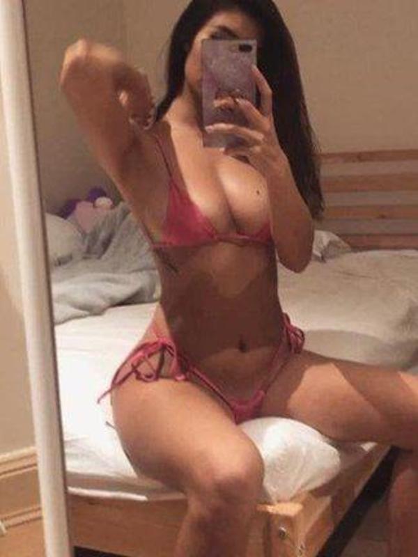 Amazing Sexy Angelina is here, lots if extra services