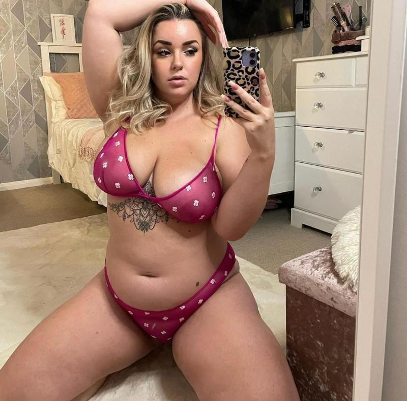 SLUT NEAR YOU ➜ AVAILABLE NOW 💦👅🍆