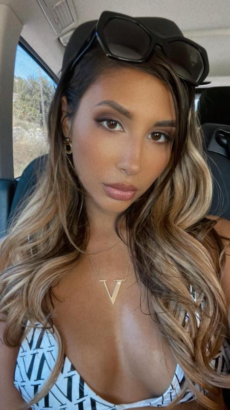 HORNY AND WET💦🤤CLEAN T!TS AND PUS$Y👅😻