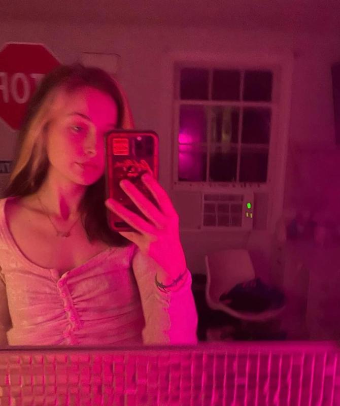 I’m ready and down to f*ck with different styles promise you gonna enjoy my serv