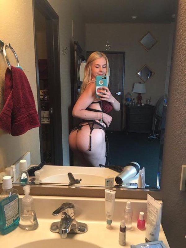 💯 available for some nasty and kinky sex today
