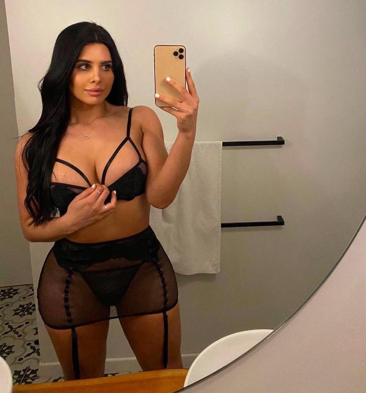 I’m real and available always 🍆🍑💦